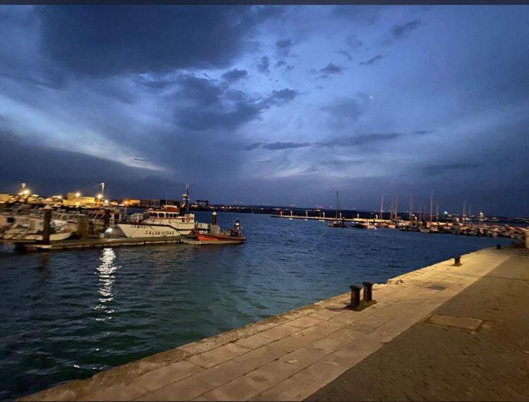Casa Blanca Pansiyon Peniche Dış mekan fotoğraf